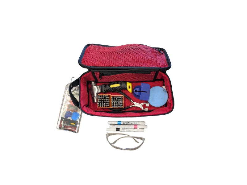 Make your own pom poms with these pom pom makers